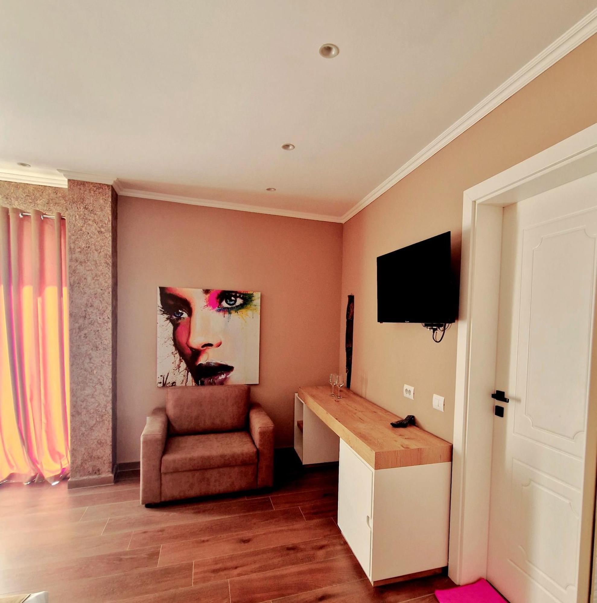 Villagekona Hotell Ksamil